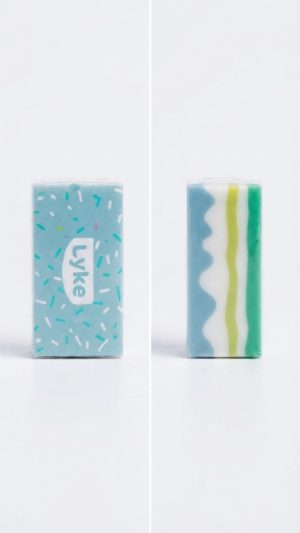 Borracha Escolar Decorada Cores e Camadas – Lyke